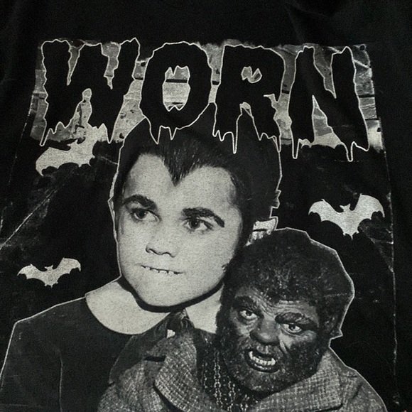 Mens WORN DOLL short sleeve tee. - Picture 4 of 4
